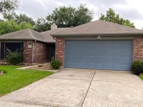 2216 Westminister St, Pearland, TX 77581