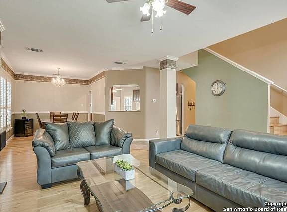5th image of 1231 Saxonhill Dr