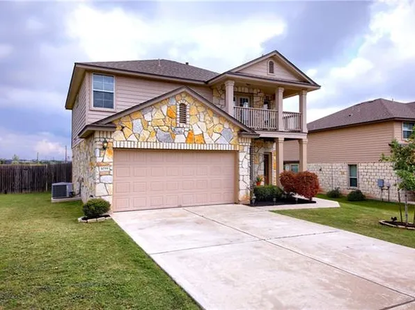 1059 Four Seasons Farm Blvd, Kyle, TX 78640