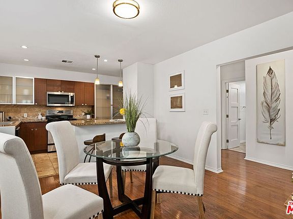5th image of 6816 Waring Ave