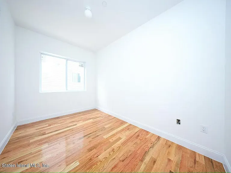 136 Beach St #2 — Photo 14