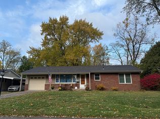 404 Cardinal Dr, Crown Point, IN 46307