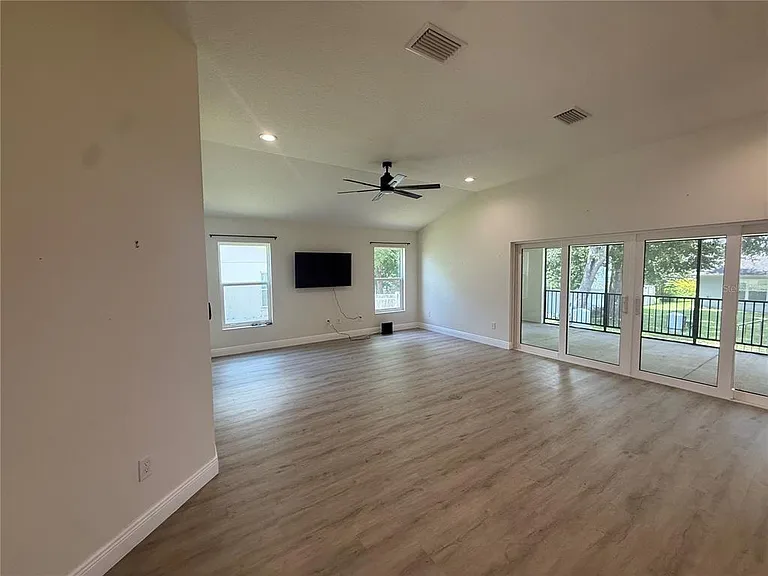 16382 SE 83rd Ave — Photo 6