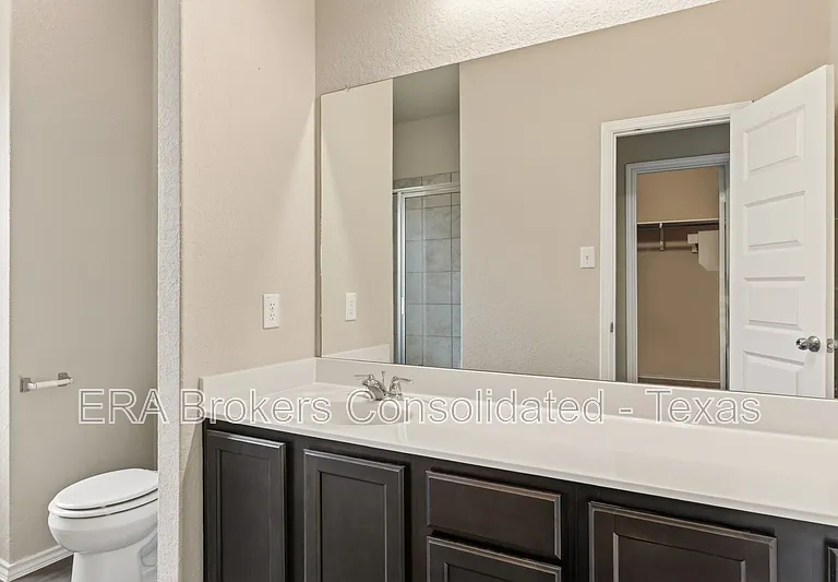 10610 Green Lake Dr — Photo 15