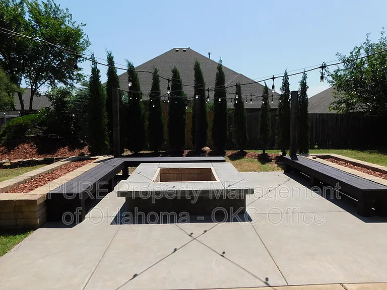 1100 Kelsi Dr — Photo 20