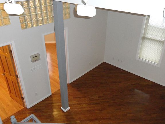 5th image of 2554 37th St #2