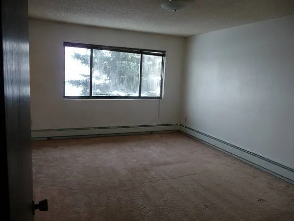 9301 Arlene Dr #B-3 — Photo 4