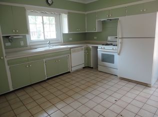 10425 S Kildare Ave, Oak Lawn, IL 60453