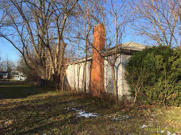 11085 Longview