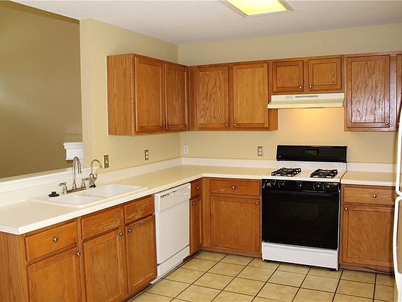 3rd image of 17412 Dashwood Creek Dr