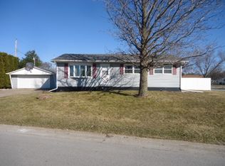 7809 10th St W, Rock Island, IL