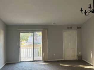 1749 Oak St APT 37, Wyandotte, MI 48192