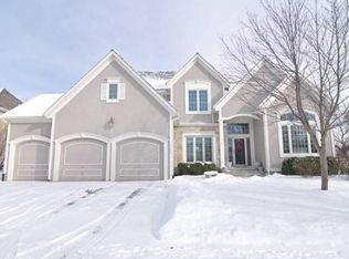 14005 Fontana St, Leawood, KS 66224