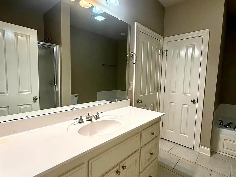 910 S Audubon Place Ave — Photo 18