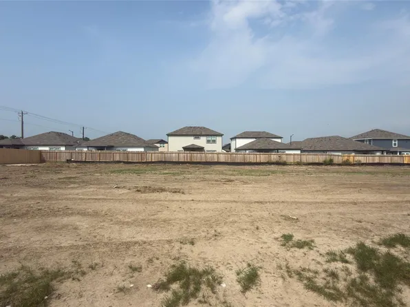 10605 Knox Landing Dr, Bryan, TX 77845