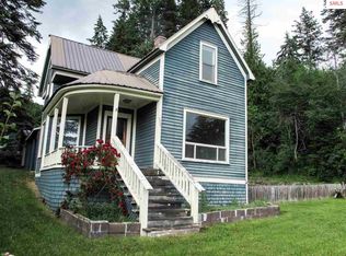 508 Wellington Pl, Hope, ID 83836