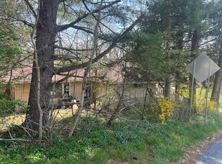 2975 Jordan Rd, Orefield, PA 18069