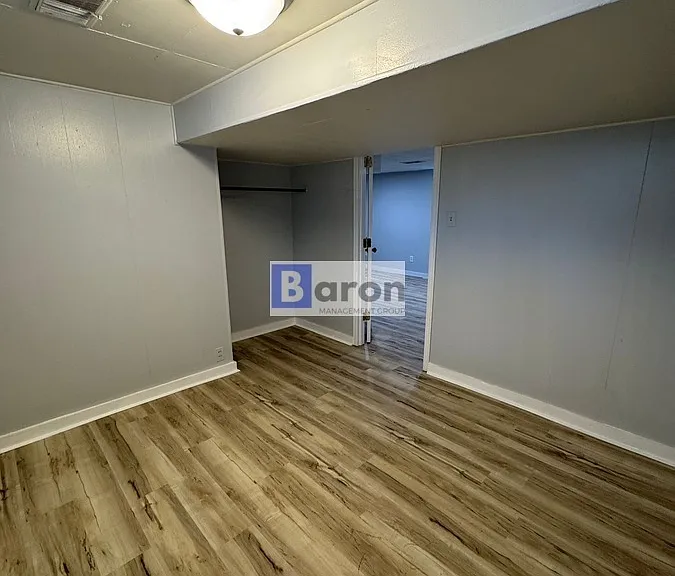 1053 Huey St — Photo 3