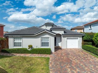 16875 SW 92nd St, Miami, FL 33196