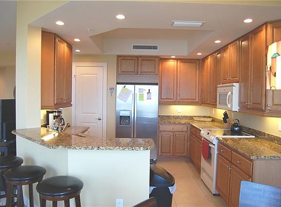3rd image of 4182 Bay Beach Ln Unit 772