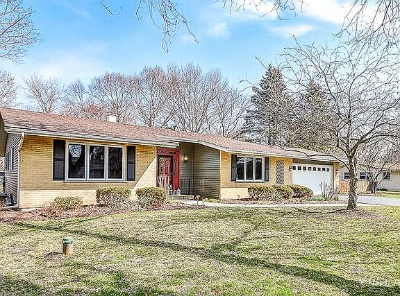 2nd image of 28W064 Hillview Dr