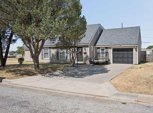 1201 Hamilton St, Pampa, TX 79065