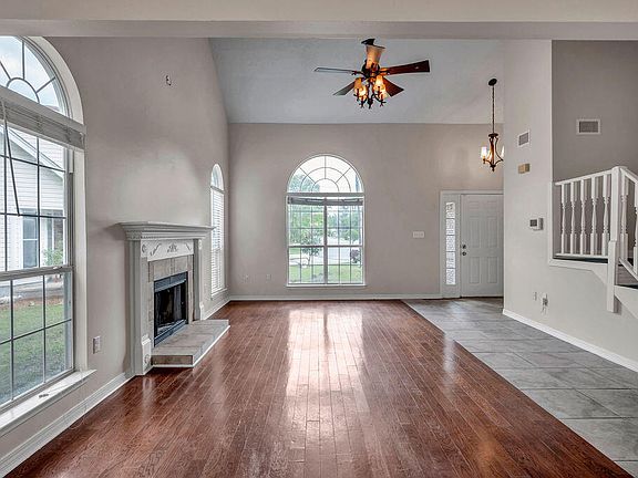 4th image of 360 Brookwood Blvd