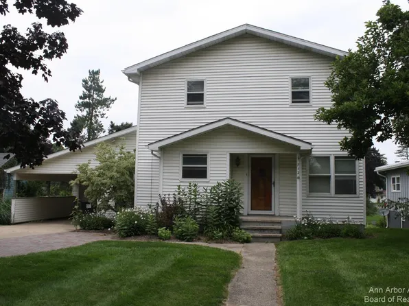 712 City Rd, Manchester, MI 48158