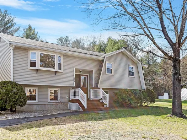 258 Beech St, Tewksbury, MA 01876