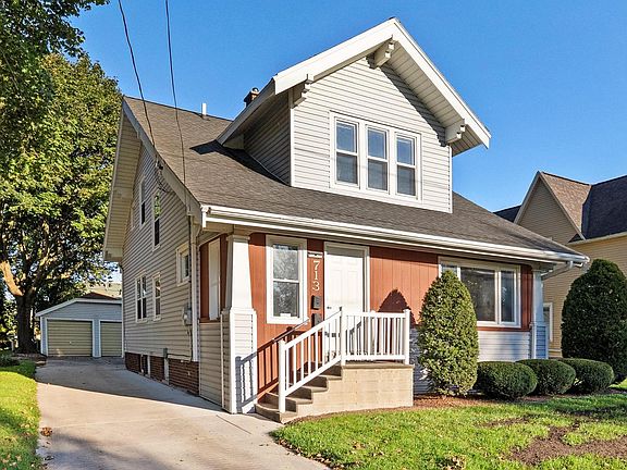 2nd image of 713 S 16th STREET