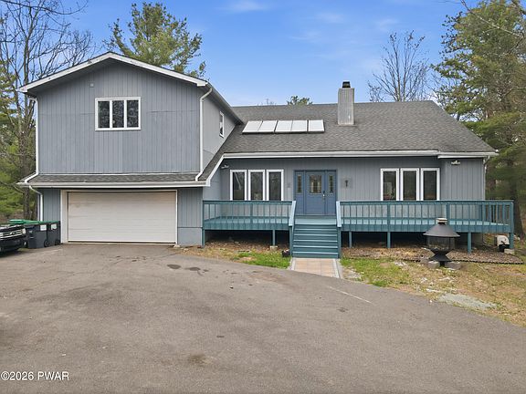 3rd image of 146 Gunstock Ln