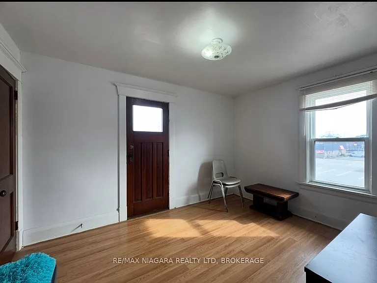 4893 Hunter St — Photo 13