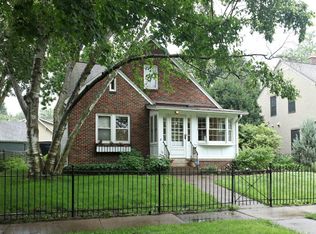 1225 Edgcumbe Rd, Saint Paul, MN 55105