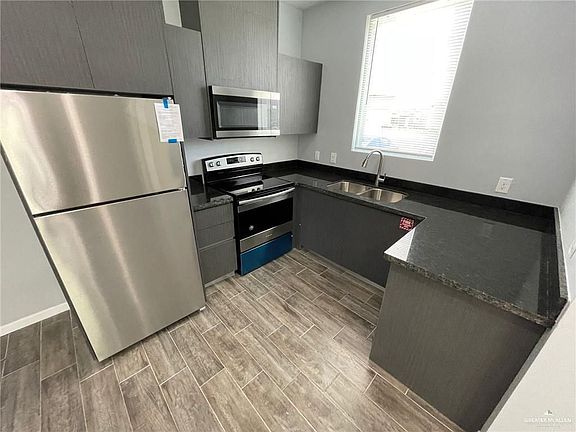 3rd image of 1513 Quitaca Dr #4