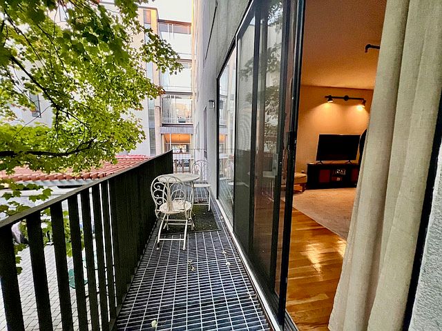 1st image of 332 Jefferson St #2B-1Ba