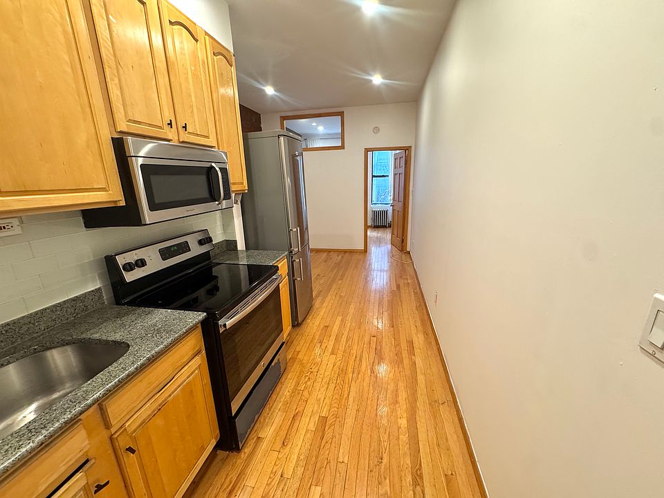 2nd image of 167 Mott St APT 1A