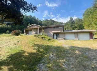 3472 Hammond Rd, Whitehouse, KY 41240