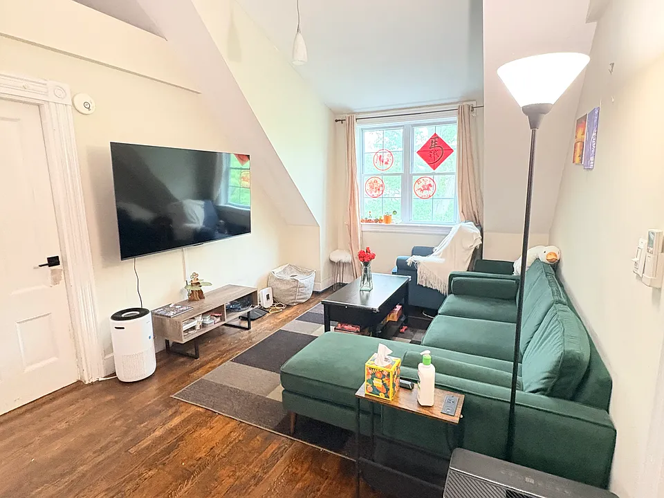 25 Highland Ave #3