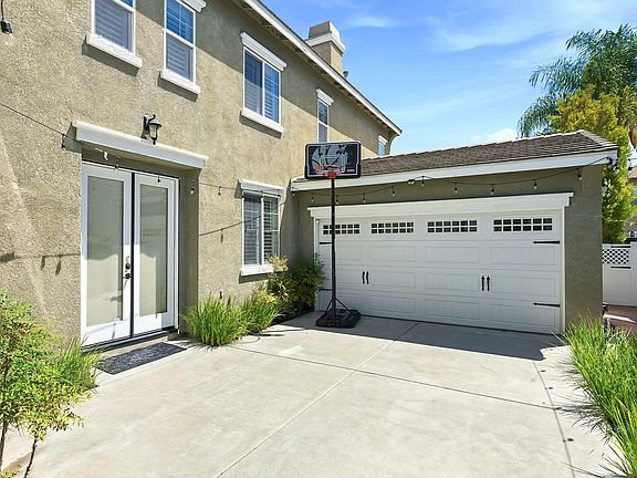 5th image of 40350 Salem Way