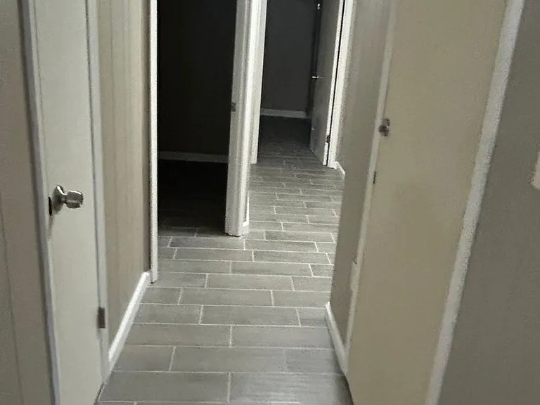 1485 Laura Dr — Photo 6