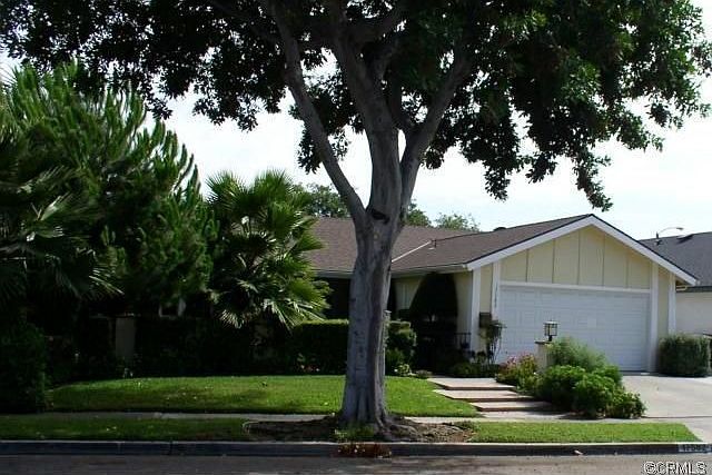 1st image of 17582 Miller Dr