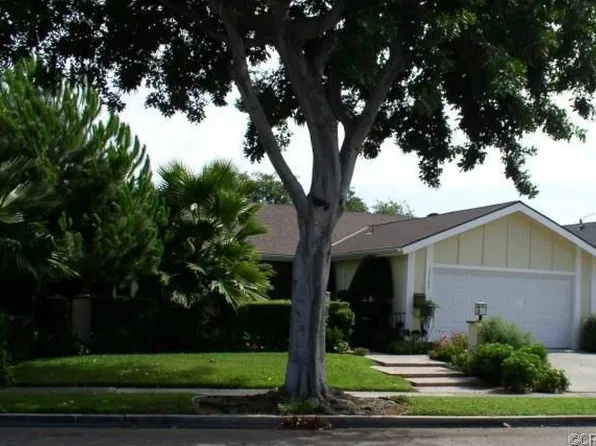 17582 Miller Dr, Tustin, CA 92780