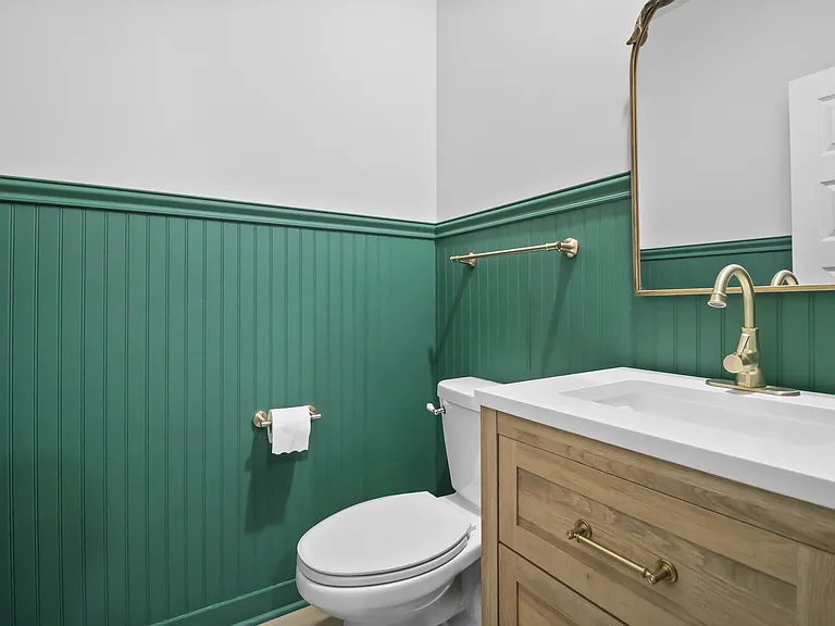 1055 Ross Farms Blvd — Photo 32