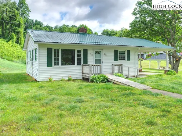 325 Court Street, Jefferson, NC 28640