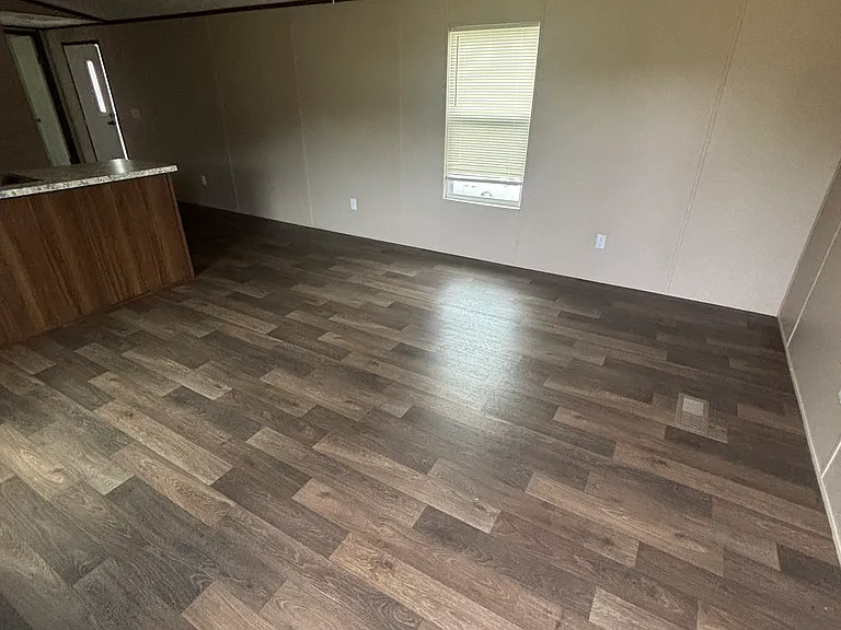175 Charlotte Ln — Photo 5