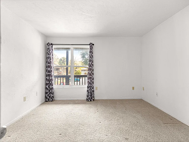 15203 Sandalwood Dr #203 — Photo 19