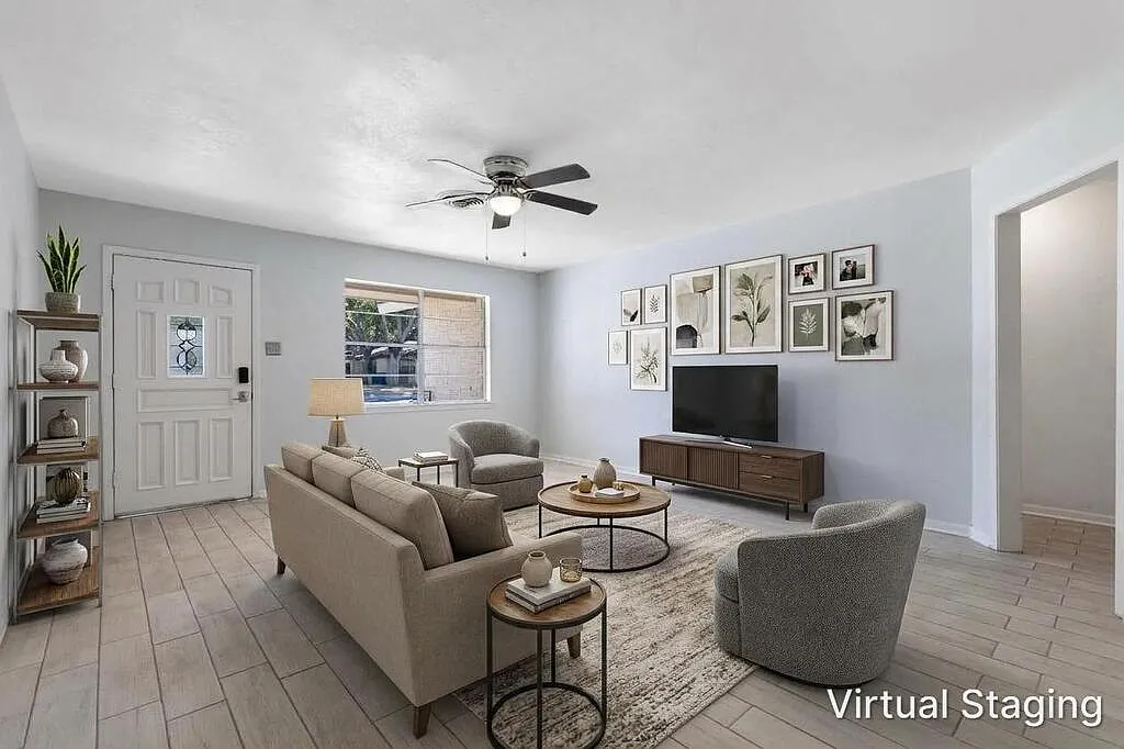 4 bed, 3.0 bath, 2764 sqft, $2,900 — Photo 2
