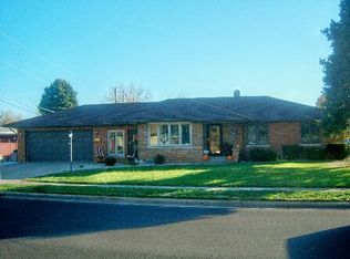 713 Clark St, Oglesby, IL 61348