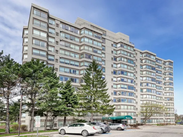 744 Wonderland Rd S #205, London, ON N6K 4K3