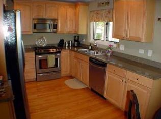 610 E Clarendon Ave, Arlington Heights, IL
